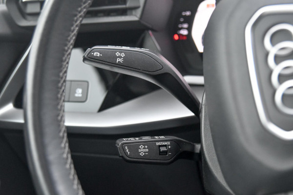 Audi A3 Sportback 40 TFSI e 3x S-Line. RS Zetels, Pano, ACC, Keyless, Camera, Matrix, 19'', CarPlay!