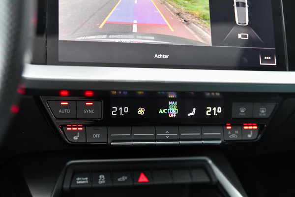 Audi A3 Sportback 40 TFSI e 3x S-Line. RS Zetels, Pano, ACC, Keyless, Camera, Matrix, 19'', CarPlay!