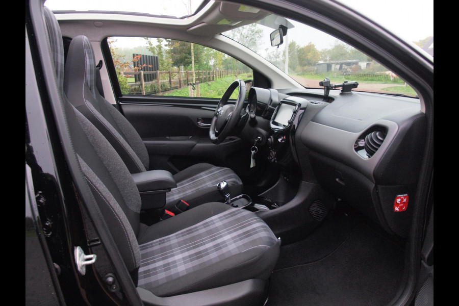 Peugeot 108 1.0 e-VTi Allure TOP! | Elektrisch vouwdak | Automaat | Bluetooth | Airco | 5-deurs |