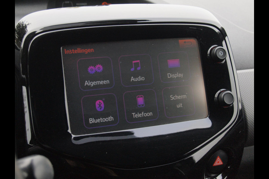 Peugeot 108 1.0 e-VTi Allure TOP! | Elektrisch vouwdak | Automaat | Bluetooth | Airco | 5-deurs |
