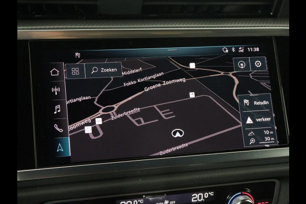Audi Q3 35 TFSI S Line | Panoramadak | Stoelverwarming | Adaptive cruise | Camera | Carplay | Virtual Cockpit | Navigatie | Sportstoelen | Half leder | Climate control | Virtual Cockpit
