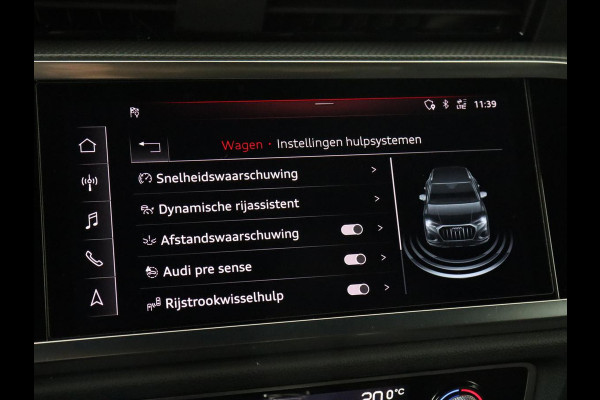 Audi Q3 35 TFSI S Line | Panoramadak | Stoelverwarming | Adaptive cruise | Camera | Carplay | Virtual Cockpit | Navigatie | Sportstoelen | Half leder | Climate control | Virtual Cockpit