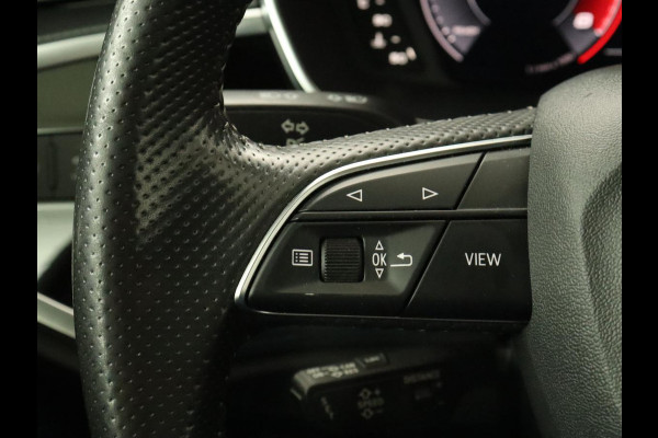 Audi Q3 35 TFSI S Line | Panoramadak | Stoelverwarming | Adaptive cruise | Camera | Carplay | Virtual Cockpit | Navigatie | Sportstoelen | Half leder | Climate control | Virtual Cockpit