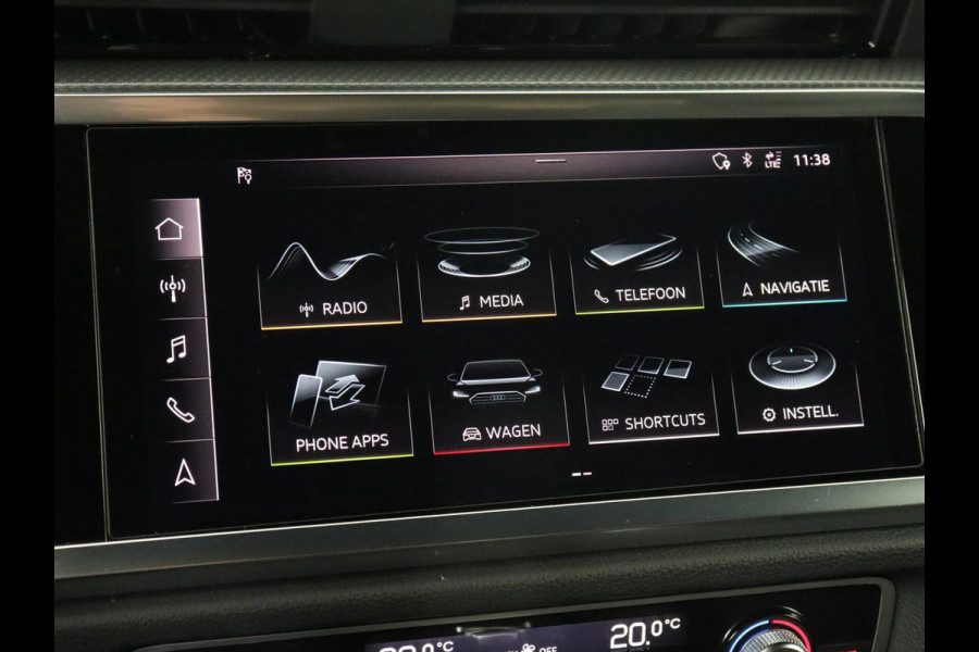 Audi Q3 35 TFSI S Line | Panoramadak | Stoelverwarming | Adaptive cruise | Camera | Carplay | Virtual Cockpit | Navigatie | Sportstoelen | Half leder | Climate control | Virtual Cockpit