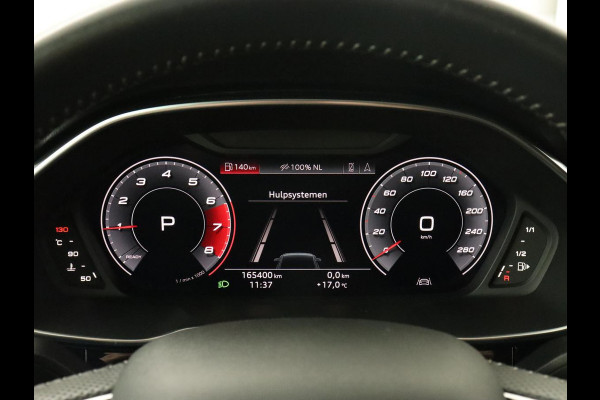 Audi Q3 35 TFSI S Line | Panoramadak | Stoelverwarming | Adaptive cruise | Camera | Carplay | Virtual Cockpit | Navigatie | Sportstoelen | Half leder | Climate control | Virtual Cockpit