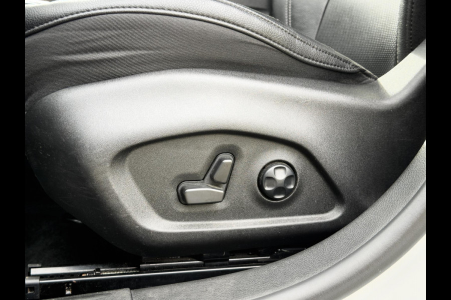 Jeep Compass 4xe 240 Plug-in Hybrid Electric S SPORT|Stoel/Stuurverwarming|CarPlay|Two tone