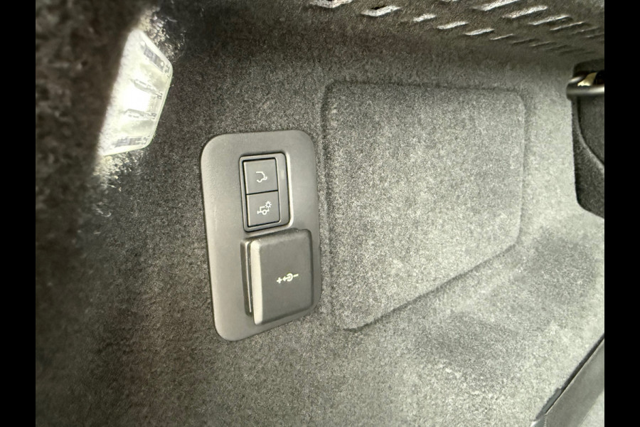 Land Rover Range Rover Evoque 1.5 P300 PHEV AWD Dynamic HSE - Leder - Panoramadak - Blackpack - Navi
