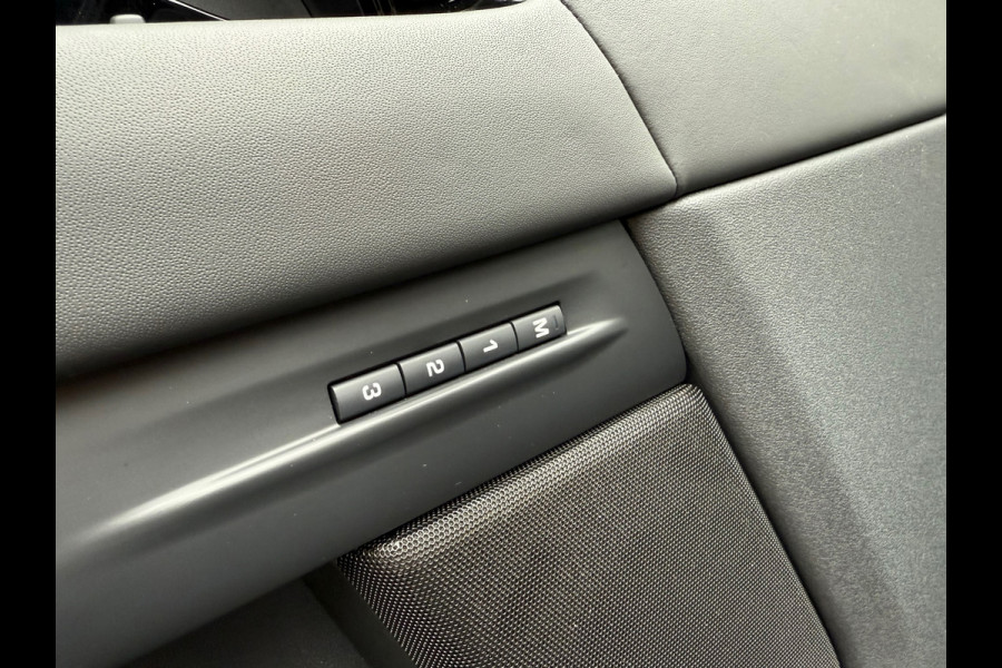 Land Rover Range Rover Evoque 1.5 P300 PHEV AWD Dynamic HSE - Leder - Panoramadak - Blackpack - Navi