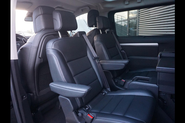 Opel Zafira-e Life 75 kWh 6-persoons VIP uitvoering, voorzien van alle opties Opel Zafira-e Life 75 kWh 6-persoons VIP uitvoering, voorzien van alle opties