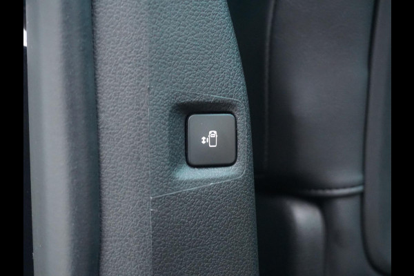 Opel Zafira-e Life 75 kWh 6-persoons VIP uitvoering, voorzien van alle opties Opel Zafira-e Life 75 kWh 6-persoons VIP uitvoering, voorzien van alle opties