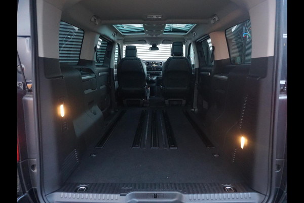 Opel Zafira-e Life 75 kWh 6-persoons VIP uitvoering, voorzien van alle opties Opel Zafira-e Life 75 kWh 6-persoons VIP uitvoering, voorzien van alle opties