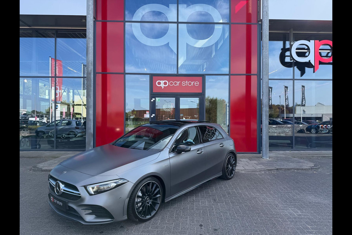 Mercedes-Benz A-Klasse AMG 35 4MATIC Mercedes-Benz A-Klasse AMG 35 4MATIC