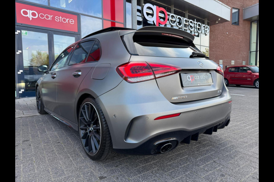 Mercedes-Benz A-Klasse AMG 35 4MATIC AMG/ Panorama