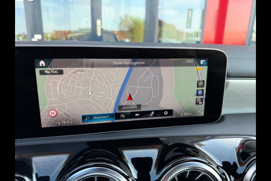 Mercedes-Benz A-Klasse AMG 35 4MATIC AMG/ Panorama