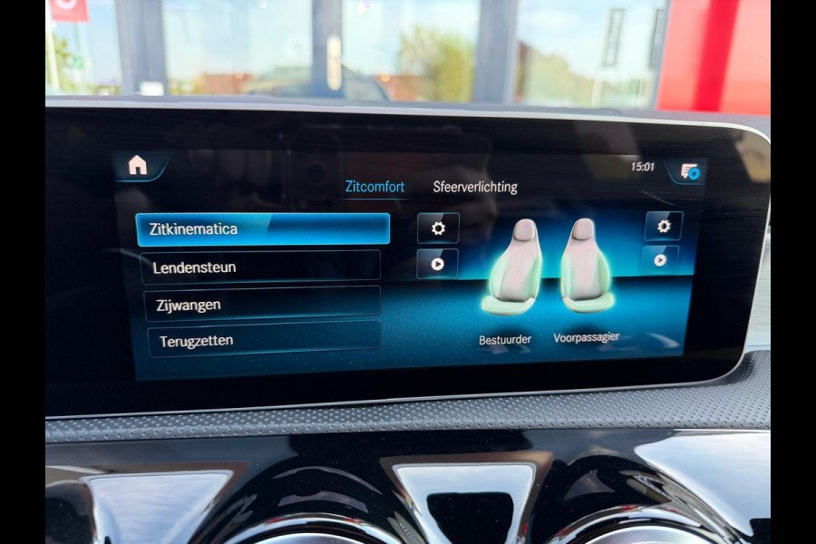 Mercedes-Benz A-Klasse AMG 35 4MATIC AMG/ Panorama