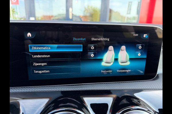 Mercedes-Benz A-Klasse AMG 35 4MATIC AMG/ Panorama