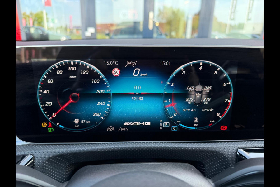 Mercedes-Benz A-Klasse AMG 35 4MATIC AMG/ Panorama