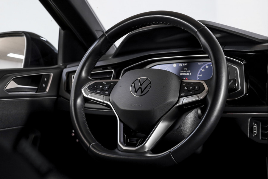 Volkswagen Taigo 1.0 TSI 110 PK R-Line Business - Automaat | Dig. Cockpit | Adapt. Cruise | PDC | Camera | NAV + App.Connect | ECC | DAB | LM 17" |