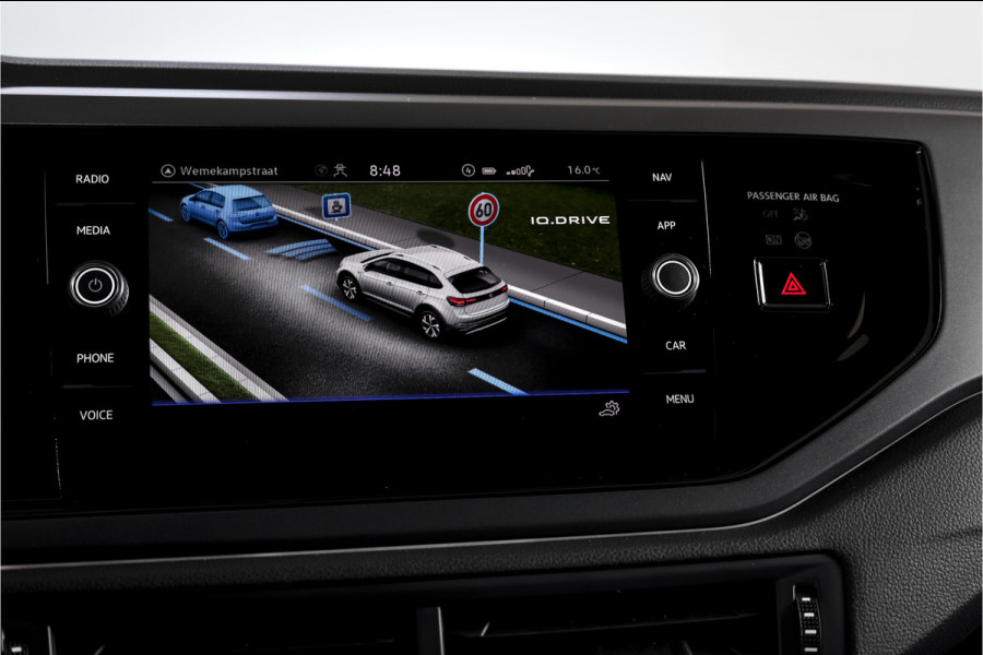 Volkswagen Taigo 1.0 TSI 110 PK R-Line Business - Automaat | Dig. Cockpit | Adapt. Cruise | PDC | Camera | NAV + App.Connect | ECC | DAB | LM 17" |
