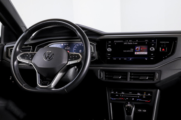 Volkswagen Taigo 1.0 TSI 110 PK R-Line Business - Automaat | Dig. Cockpit | Adapt. Cruise | PDC | Camera | NAV + App.Connect | ECC | DAB | LM 17" |