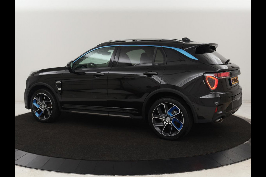 Lynk & Co 01 1.5 Plug In | Panoramadak | Infinity by Harman | Camera | Adaptive cruise | Stoelverwarming | Carplay | Memory | Full LED | PHEV