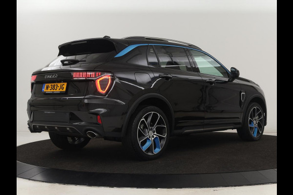 Lynk & Co 01 1.5 Plug In | Panoramadak | Infinity by Harman | Camera | Adaptive cruise | Stoelverwarming | Carplay | Memory | Full LED | PHEV