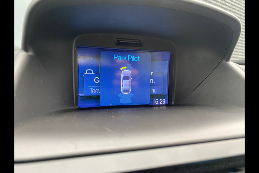 Ford Fiesta BWJ 2017 | 1.0 81PK Style Ultimate | AIRCO | PDC 2X | CRUISE | NAVI | LICHTMETAAL |