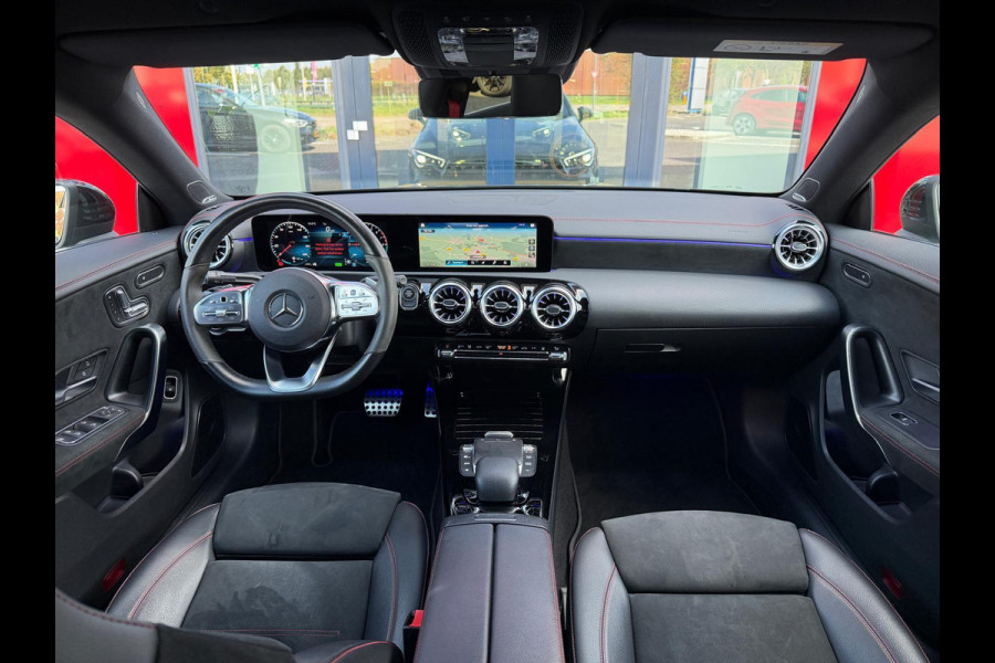 Mercedes-Benz CLA-Klasse 250 e Premium Plus