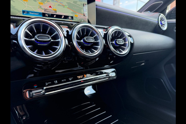 Mercedes-Benz CLA-Klasse 250 e Premium Plus