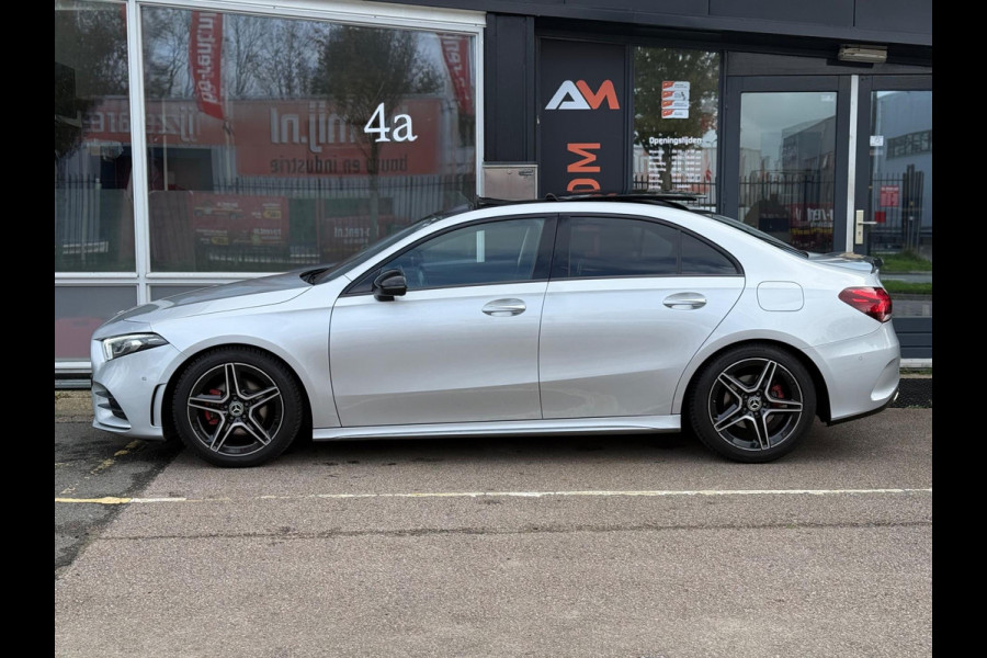 Mercedes-Benz A-Klasse 200 Premium | Pano | Memory | Sfeer | Keyless
