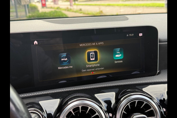 Mercedes-Benz A-Klasse 200 Premium | Pano | Memory | Sfeer | Keyless