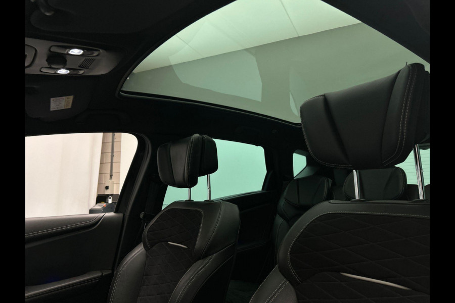 Renault Scénic 1.3 TCe Bose Black/Edition Panoramadak Trekhaak Stoelverwarming
