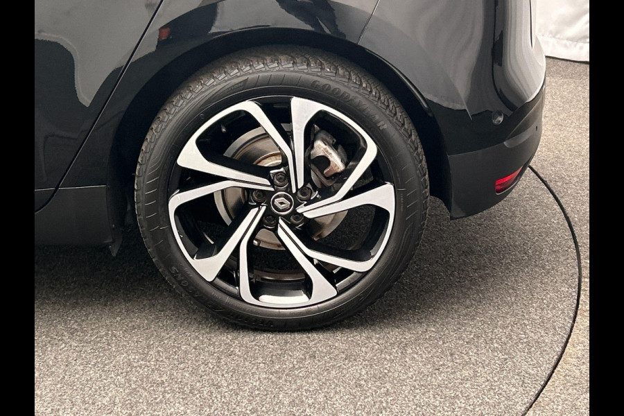 Renault Scénic 1.3 TCe Bose Black/Edition Panoramadak Trekhaak Stoelverwarming