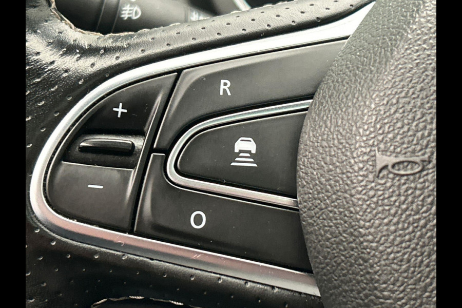 Renault Scénic 1.3 TCe Bose Black/Edition Panoramadak Trekhaak Stoelverwarming