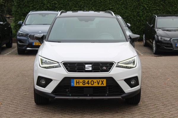 Seat Arona 1.0 TSI FR Xcellence Business Intense / Navigatie / Parkeerhulp achter / LED / 17'' / Stoelverwarming / DAB / Cruise Control Adaptief