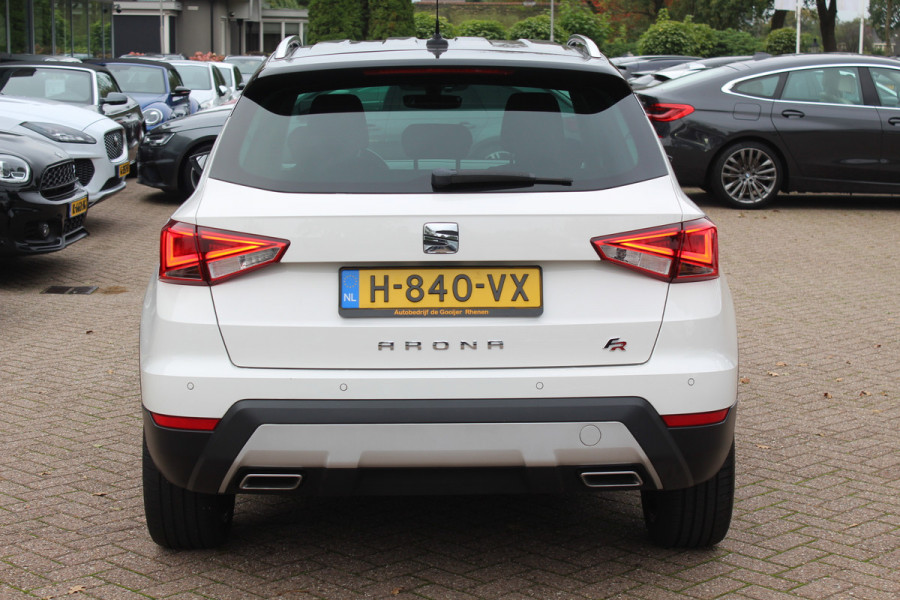 Seat Arona 1.0 TSI FR Xcellence Business Intense / Navigatie / Parkeerhulp achter / LED / 17'' / Stoelverwarming / DAB / Cruise Control Adaptief