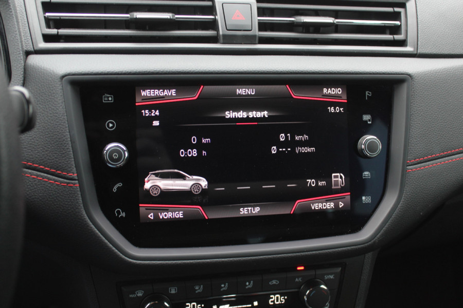 Seat Arona 1.0 TSI FR Xcellence Business Intense / Navigatie / Parkeerhulp achter / LED / 17'' / Stoelverwarming / DAB / Cruise Control Adaptief