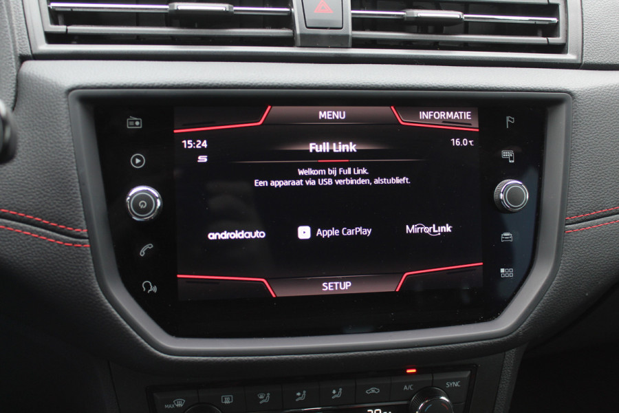 Seat Arona 1.0 TSI FR Xcellence Business Intense / Navigatie / Parkeerhulp achter / LED / 17'' / Stoelverwarming / DAB / Cruise Control Adaptief