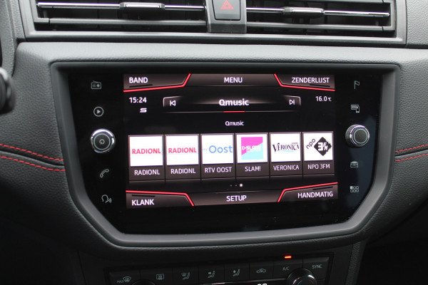Seat Arona 1.0 TSI FR Xcellence Business Intense / Navigatie / Parkeerhulp achter / LED / 17'' / Stoelverwarming / DAB / Cruise Control Adaptief