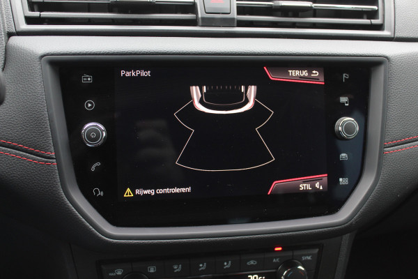Seat Arona 1.0 TSI FR Xcellence Business Intense / Navigatie / Parkeerhulp achter / LED / 17'' / Stoelverwarming / DAB / Cruise Control Adaptief