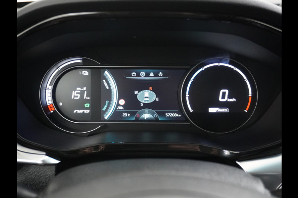 Kia e-Niro DynamicLine 64kWh SOH=100% Warmtepomp Apple Carplay Android Auto Adaptieve Cruise Control Navi Ecc Camera Pdc DAB Stoelverwarming Stuurverwarming Kia Live Lmv 1e Eigenaar 100% Dealeronderhouden