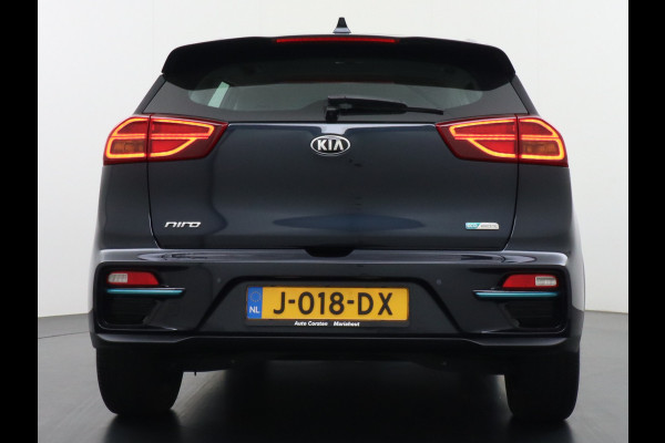 Kia e-Niro DynamicLine 64kWh SOH=100% Warmtepomp Apple Carplay Android Auto Adaptieve Cruise Control Navi Ecc Camera Pdc DAB Stoelverwarming Stuurverwarming Kia Live Lmv 1e Eigenaar 100% Dealeronderhouden