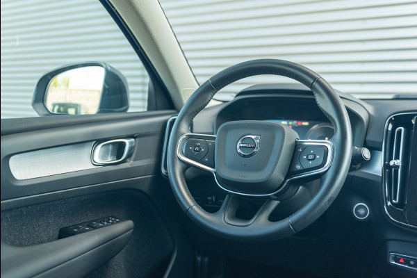 Volvo XC40 T5 Plug-in Hybrid Inscription Schuifdak 360camera 262pk