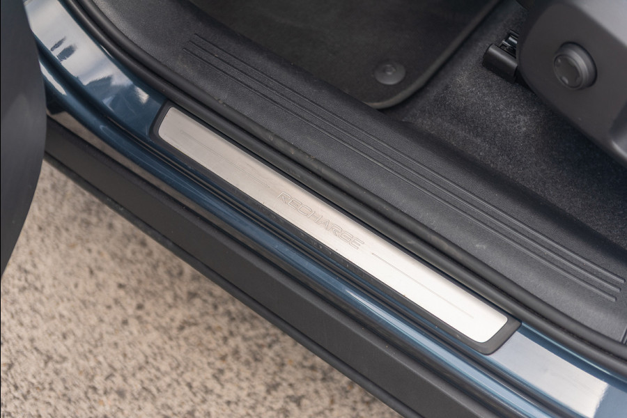 Volvo XC40 T5 Plug-in Hybrid Inscription Schuifdak 360camera 262pk