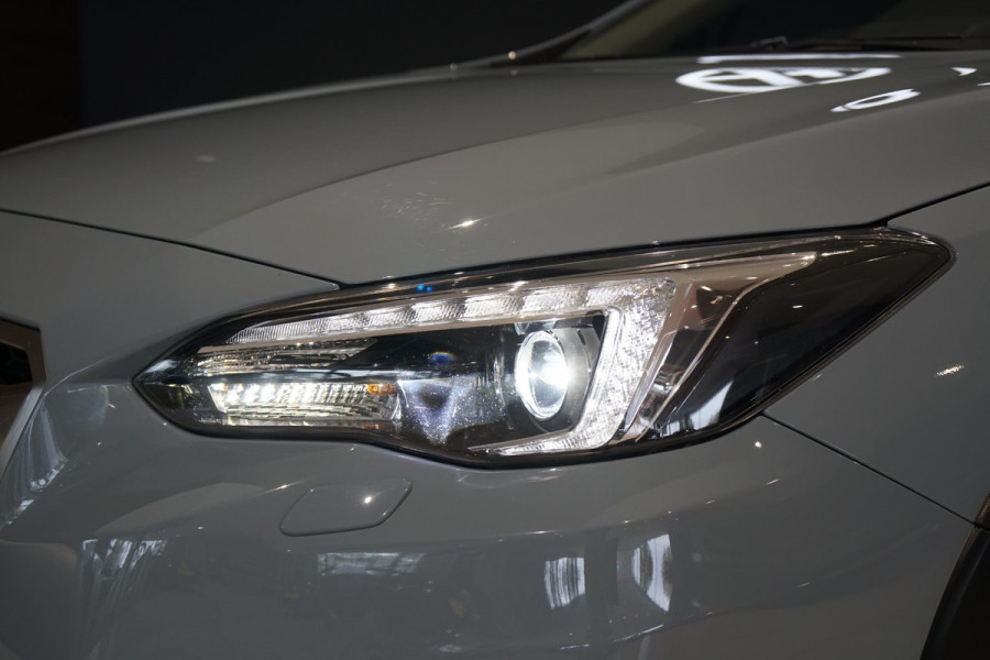 Subaru XV 2.0i e-BOXER Premium + SCHUIFDAK / TREKHAAK / LEDER / CAMERA