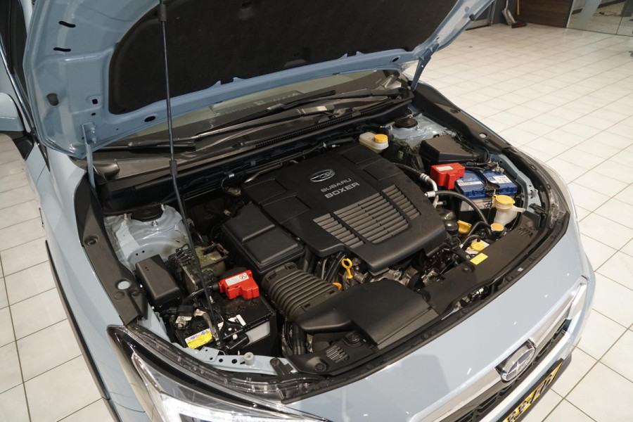 Subaru XV 2.0i e-BOXER Premium + SCHUIFDAK / TREKHAAK / LEDER / CAMERA