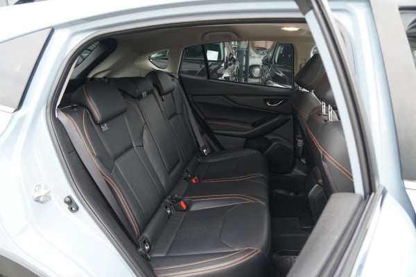 Subaru XV 2.0i e-BOXER Premium + SCHUIFDAK / TREKHAAK / LEDER / CAMERA