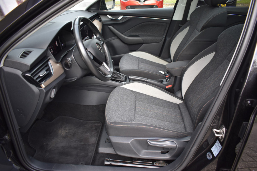 Škoda SCALA 1.0 TSI Business Edition Automaat / Panoramadak / Parkeerhulp / Virtual Cockpit / LED/ Climate Control
