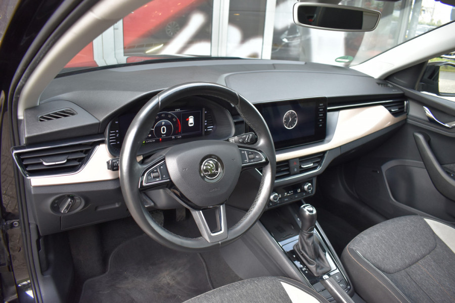 Škoda SCALA 1.0 TSI Business Edition Automaat / Panoramadak / Parkeerhulp / Virtual Cockpit / LED/ Climate Control