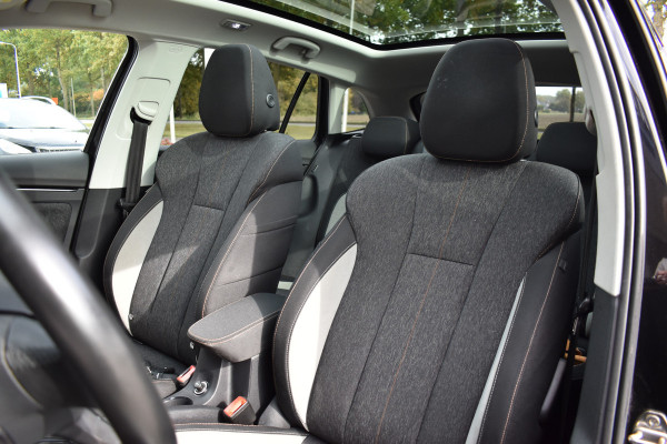 Škoda SCALA 1.0 TSI Business Edition Automaat / Panoramadak / Parkeerhulp / Virtual Cockpit / LED/ Climate Control